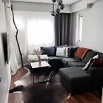 Апартаменты Aka - Spacious Townhouse End By The Лахти